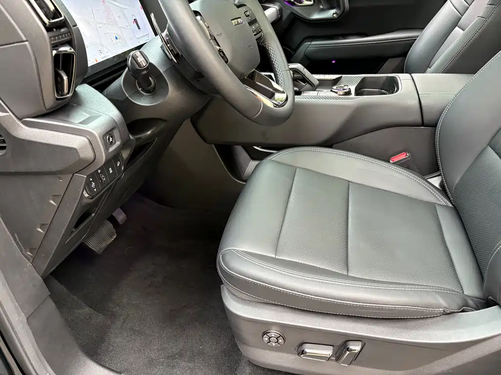 Haval Big Dog PLUS 2023 1.5T FWD Trendy Off-Road Edition Plus