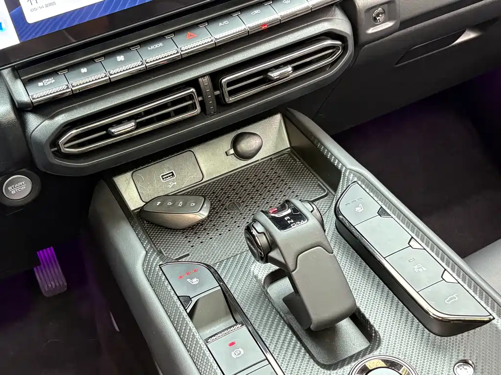 Haval Big Dog PLUS 2023 1.5T FWD Trendy Off-Road Edition Plus