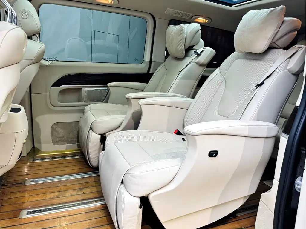 Mercedes-Benz V-Class 2017 260 L尊贵加长版