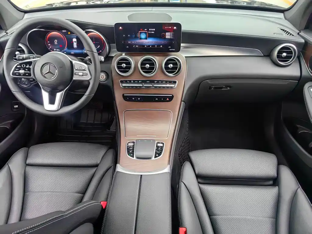 Mercedes-Benz GLC 300 L 4MATIC Dynamic 2020