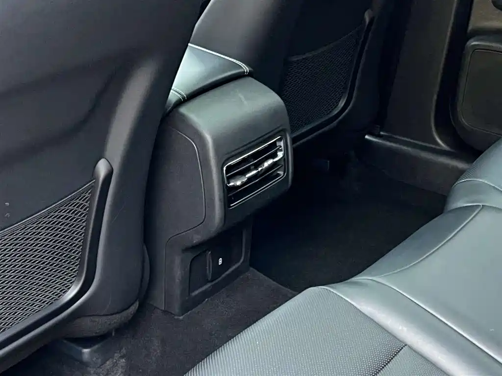 Lincoln Corsair 2022 Facelift 2.0T FWD Reserve Edition