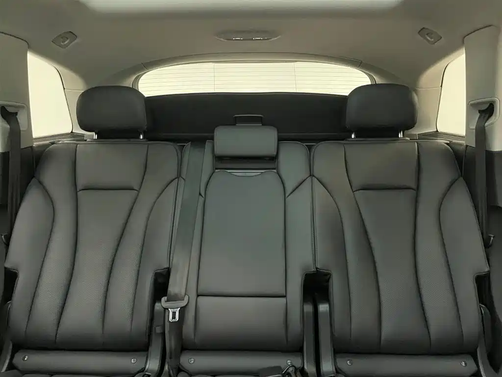 Audi Q7 2023 45 TFSI quattro S line Sport