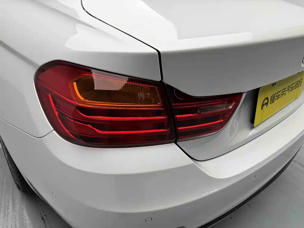 BMW 4 Series 440i Design Line