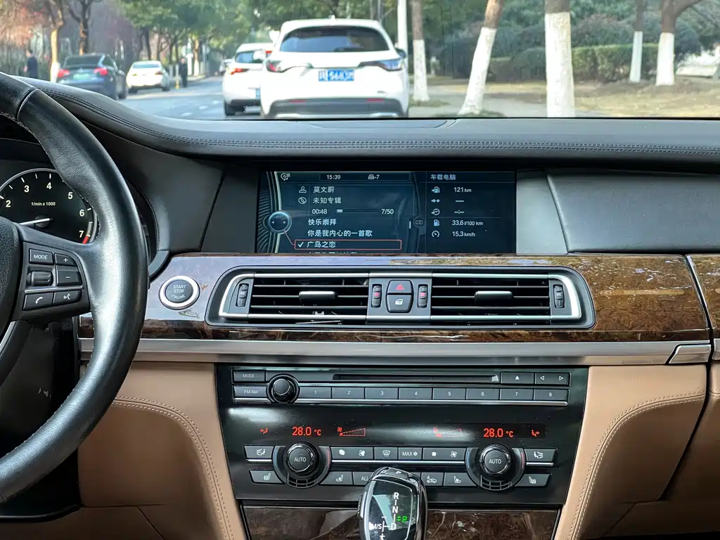 BMW 7 Series 2010 760Li