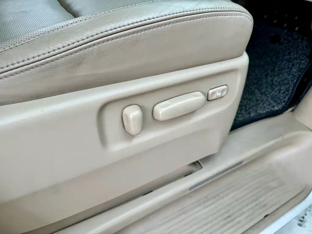 Alphard 2014 Middle East Edition