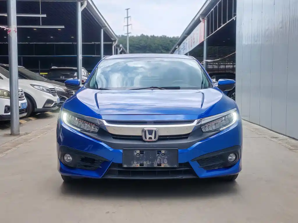 Honda Civic 2016 220TURBO CVT Prestige Edition