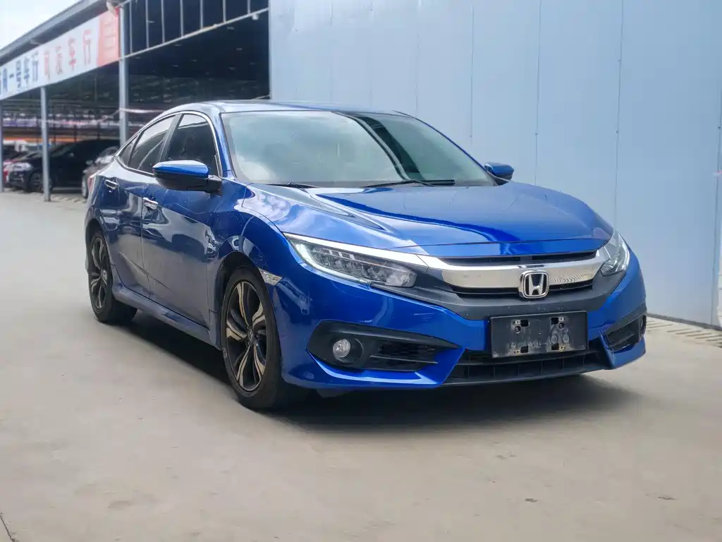 Honda Civic 2016 220TURBO CVT Prestige Edition