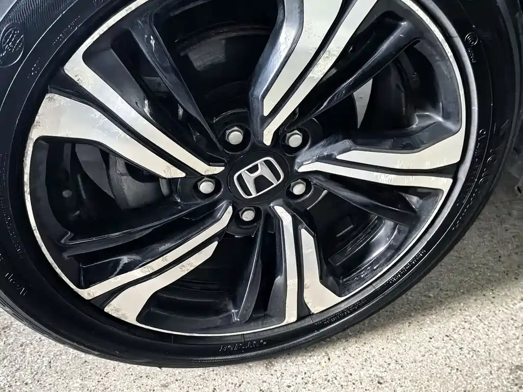 Honda Civic 2016 220TURBO CVT Prestige Edition