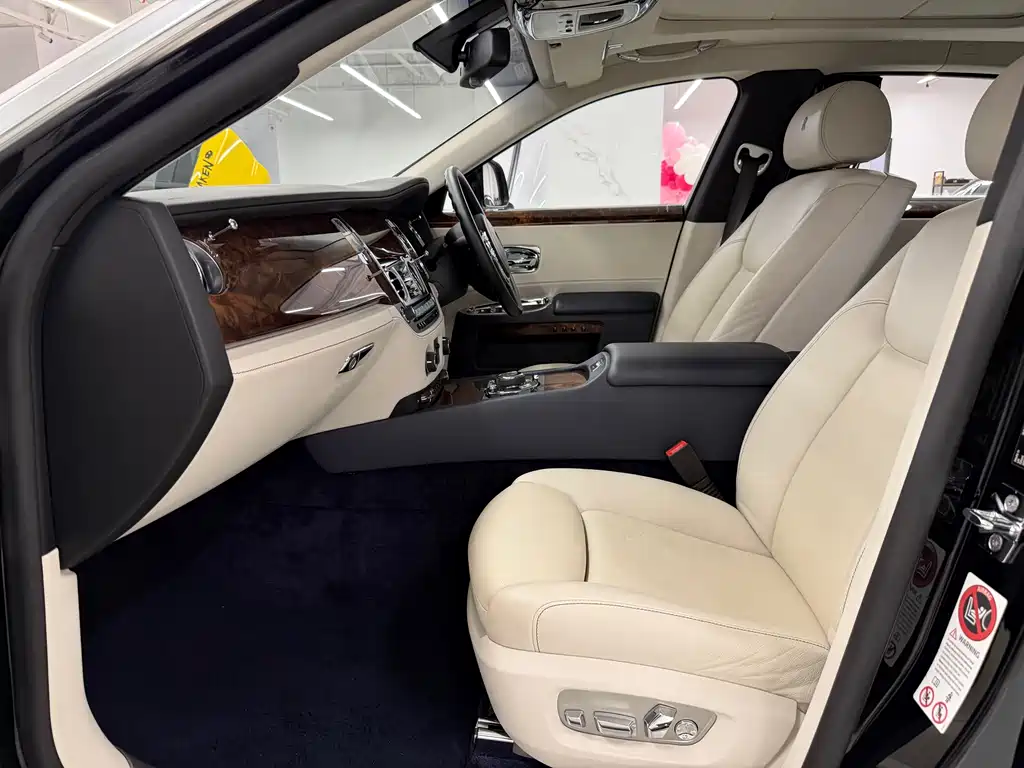 Rolls-Royce Ghost 2015 Series II Extended