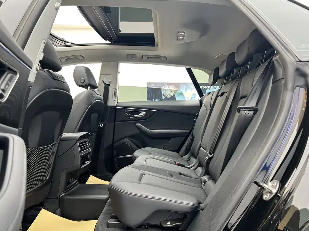 Audi Q8 2023 55 TFSI Luxury Dynamic Edition