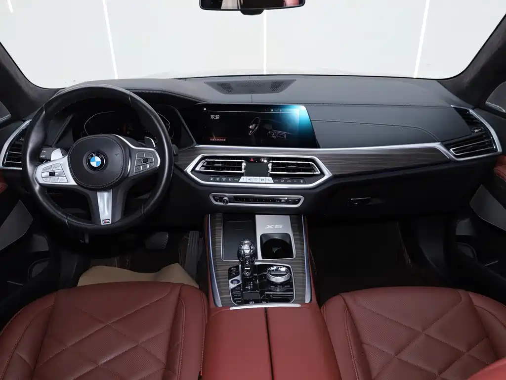 BMW X5 2022 Facelift xDrive 40Li M Sport Package