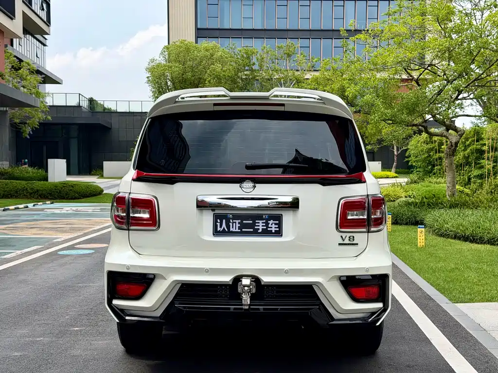 Nissan Patrol 2017 5.6L Standard
