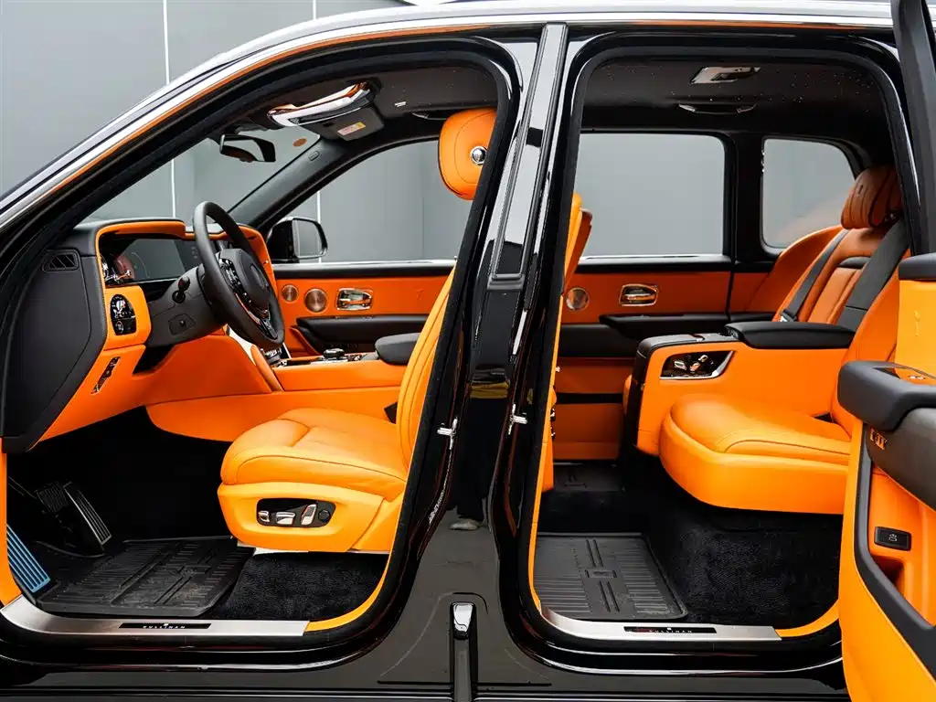 Rolls-Royce Cullinan 2025 Four-Seater Edition