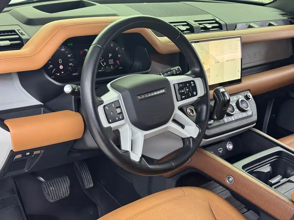 Land Rover Defender 2023 130 3.0T P400 HSE