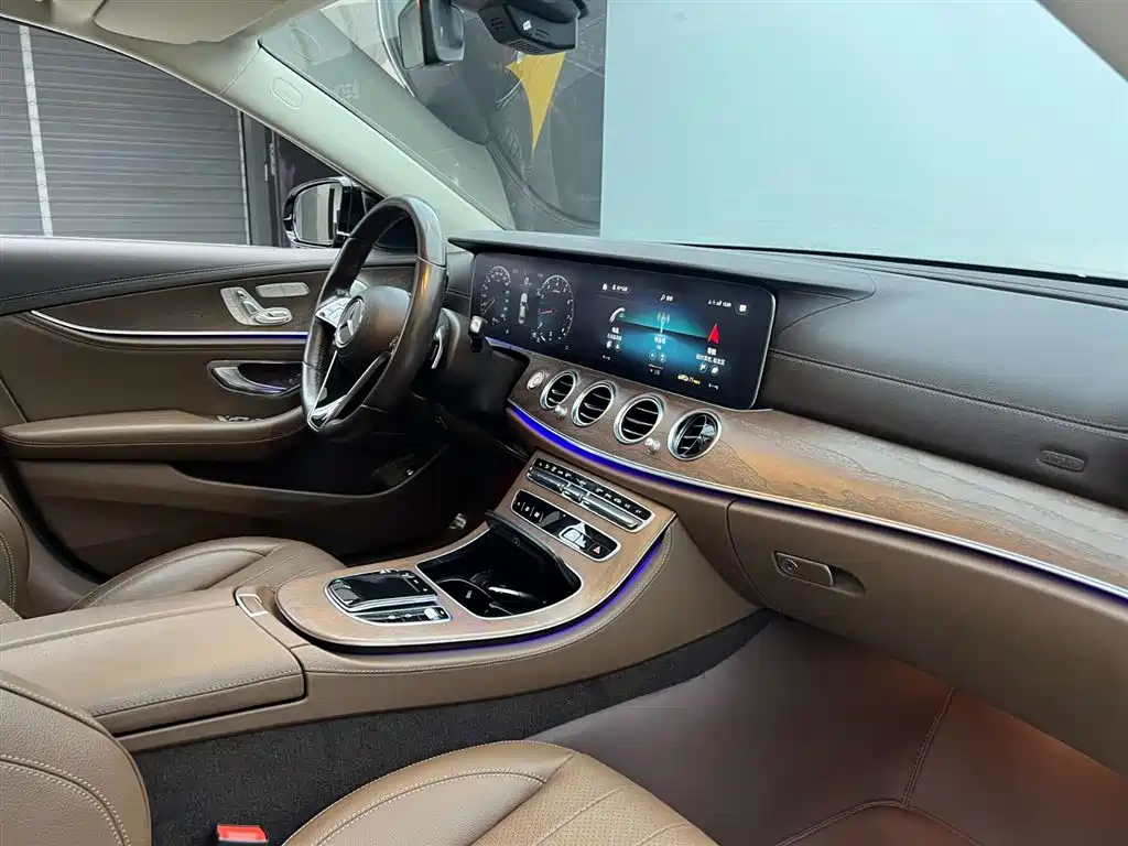 Mercedes-Benz E-Class 2021 E 300 L Luxury