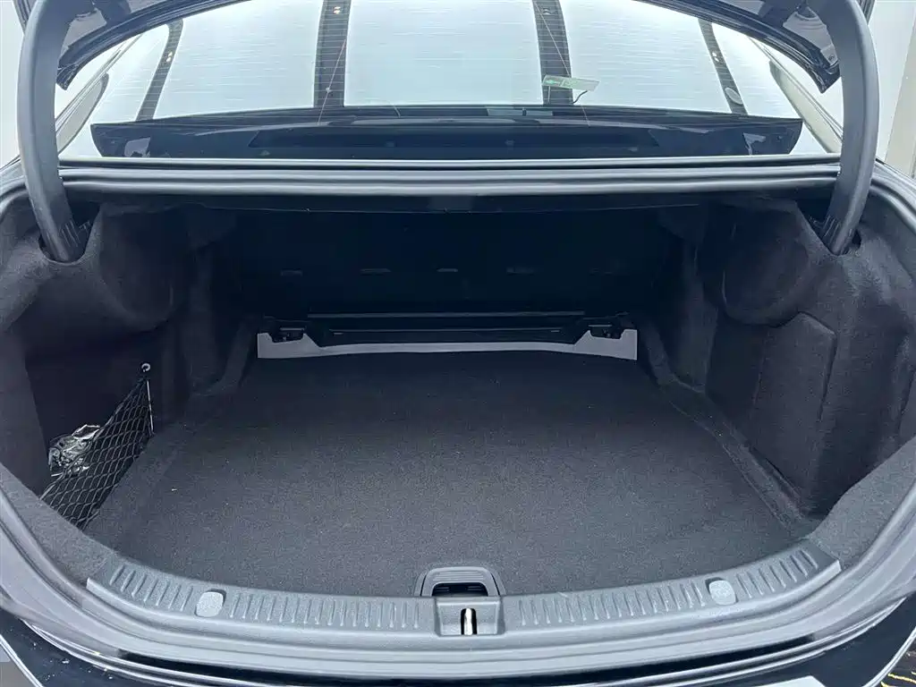 Mercedes-Benz E-Class 2021 E 300 L Luxury
