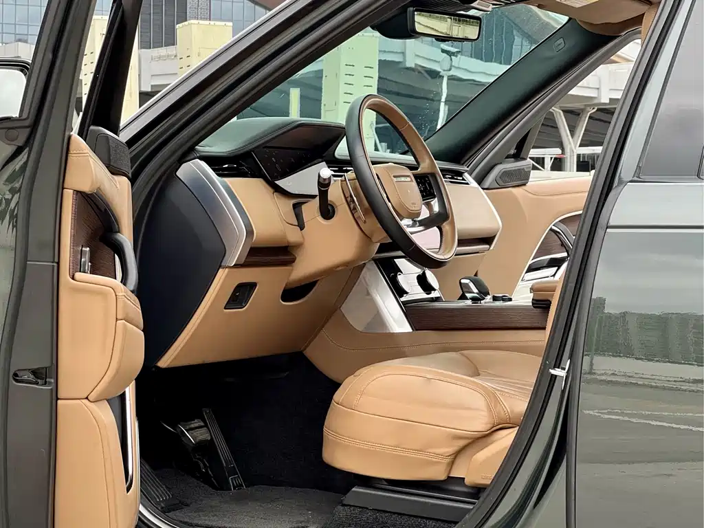 Range Rover 2023 3.0 L6 400PS Autobiography LWB