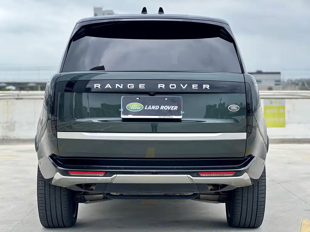 Range Rover 2023 3.0 L6 400PS Autobiography LWB