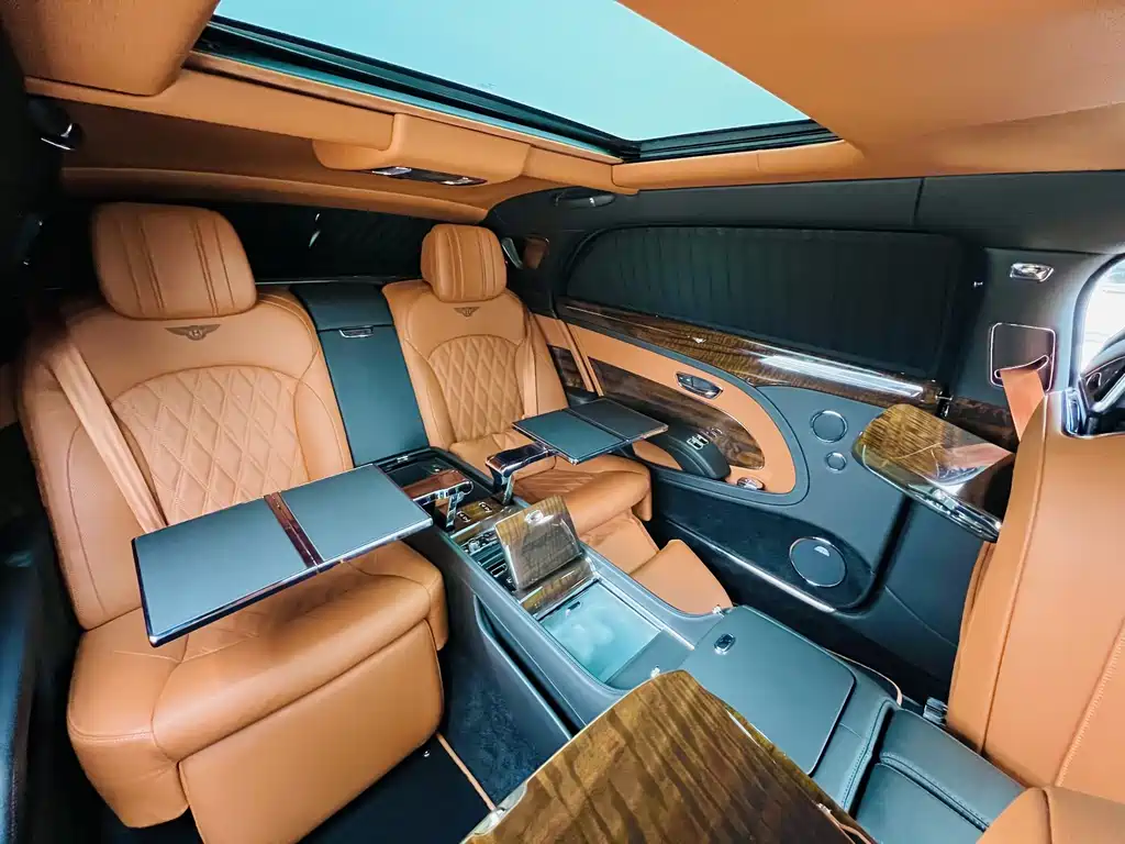 Bentley Mulsanne 2017 6.8T Long Wheelbase Edition