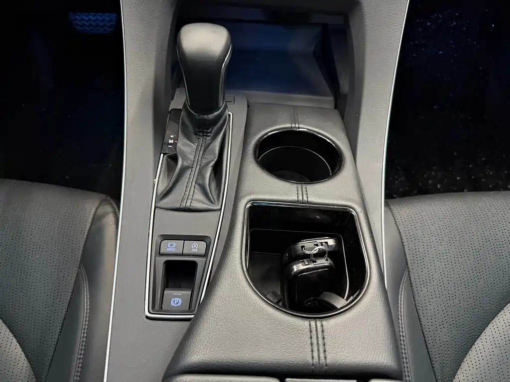 Asia Dragon 2022 2.0L Luxury Edition