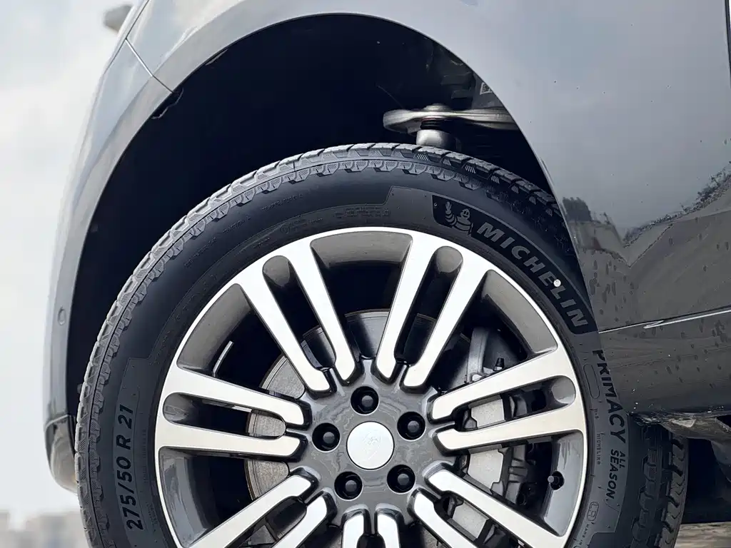 Range Rover 2024 3.0 L6 400PS Autobiography LWB