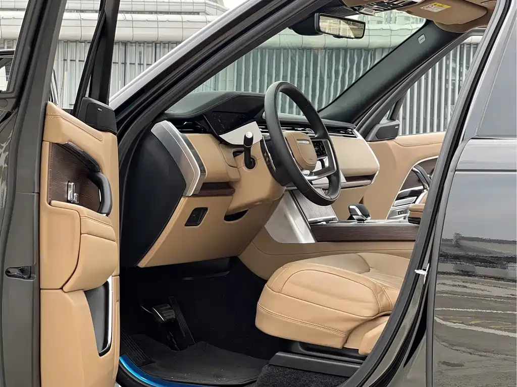 Range Rover 2024 3.0 L6 400PS Autobiography LWB