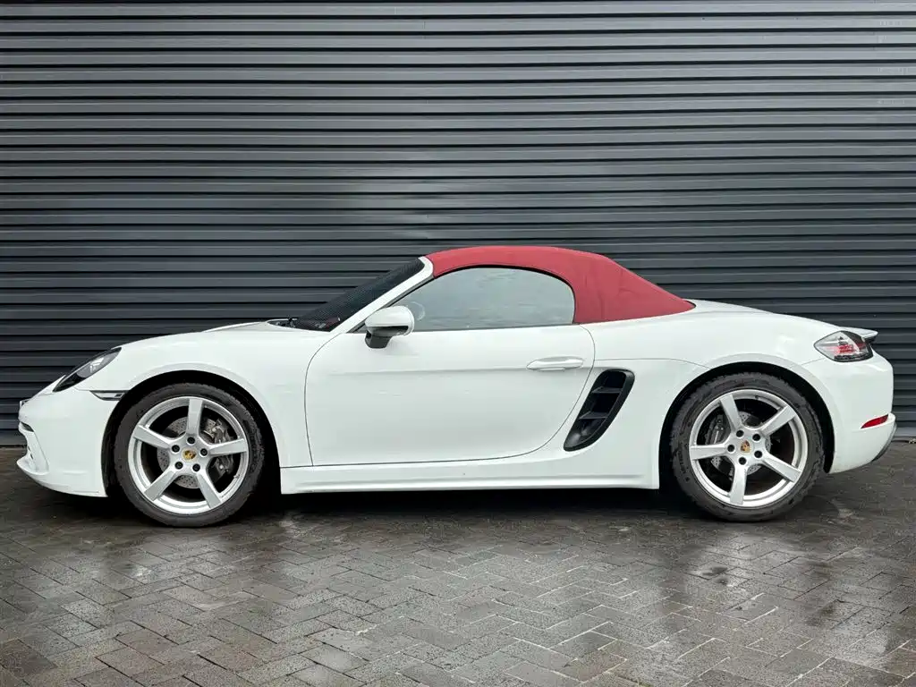 Porsche 718 Boxster 2.0T 2022