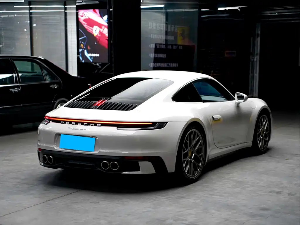 Porsche 911 Carrera S