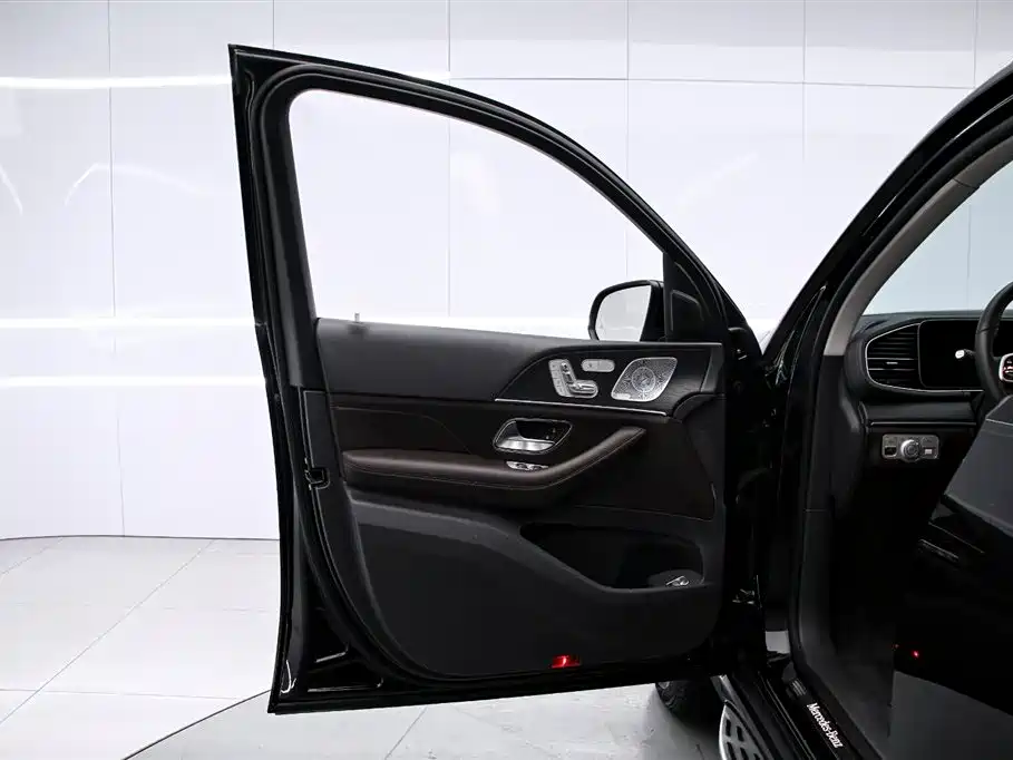 Mercedes-Benz GLE 450 4MATIC Luxury (2020 Facelift)
