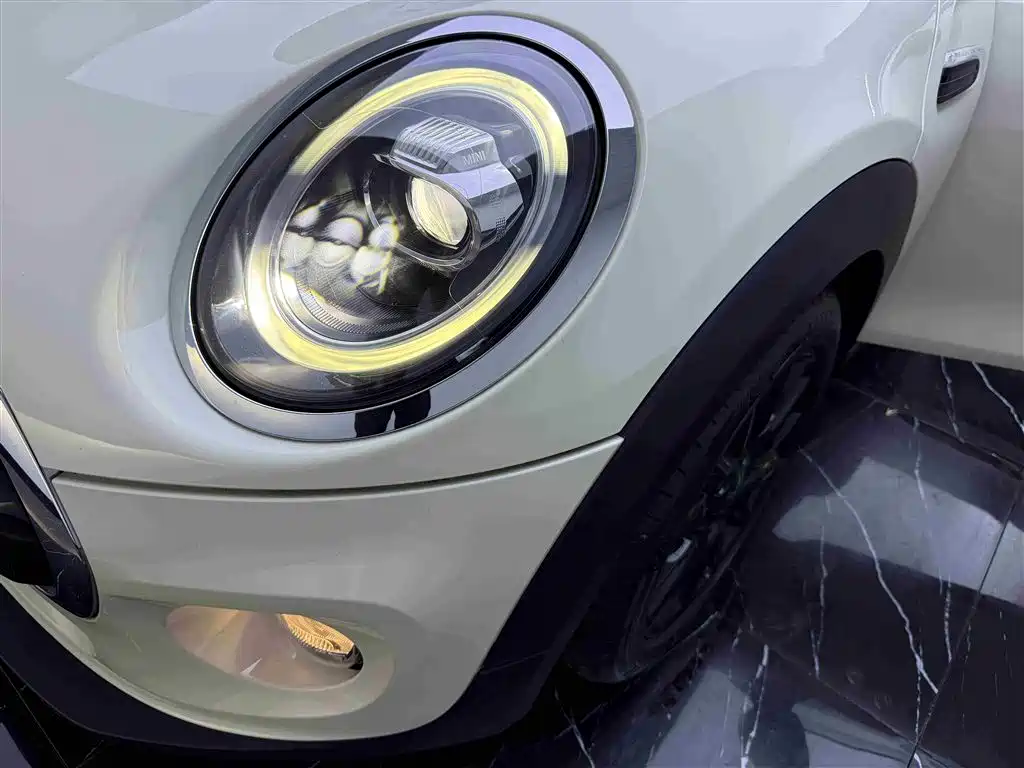 MINI Cooper 2019 1.5T Classic 5-Door