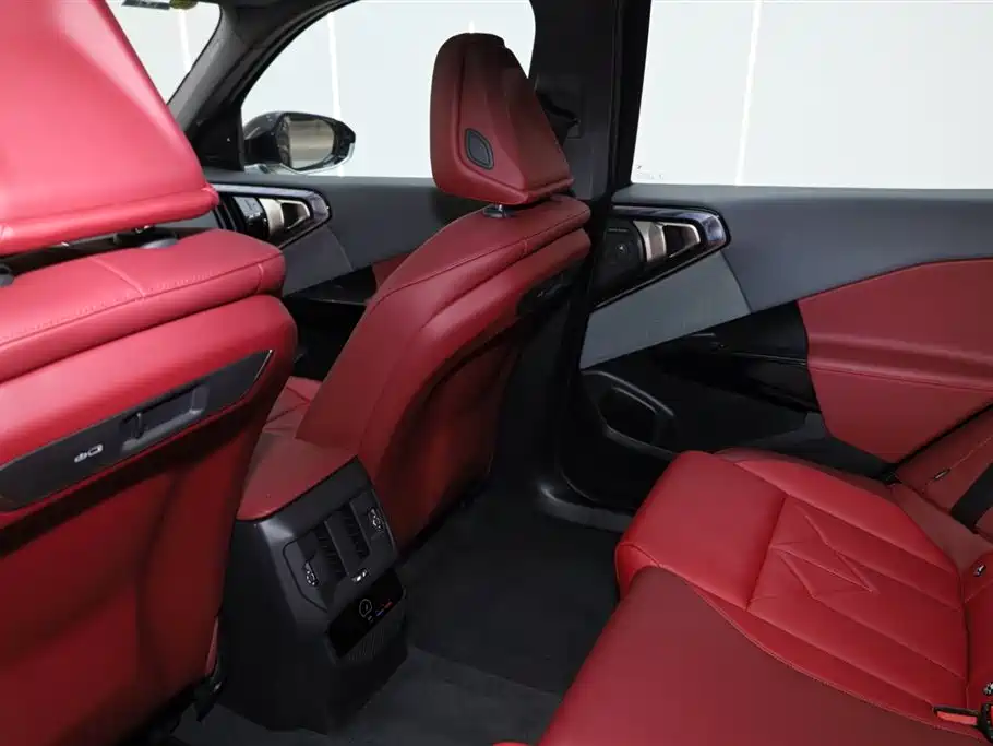 BMW X3 xDrive30L Luxury M Sport Night Edition 2025