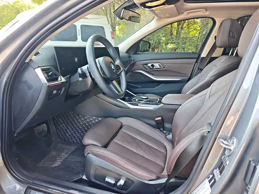 BMW 3 Series 2023 325Li M Sport