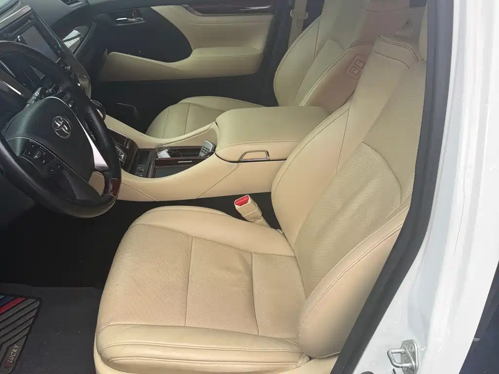 Toyota Alphard 2015 3.5L Luxury Edition