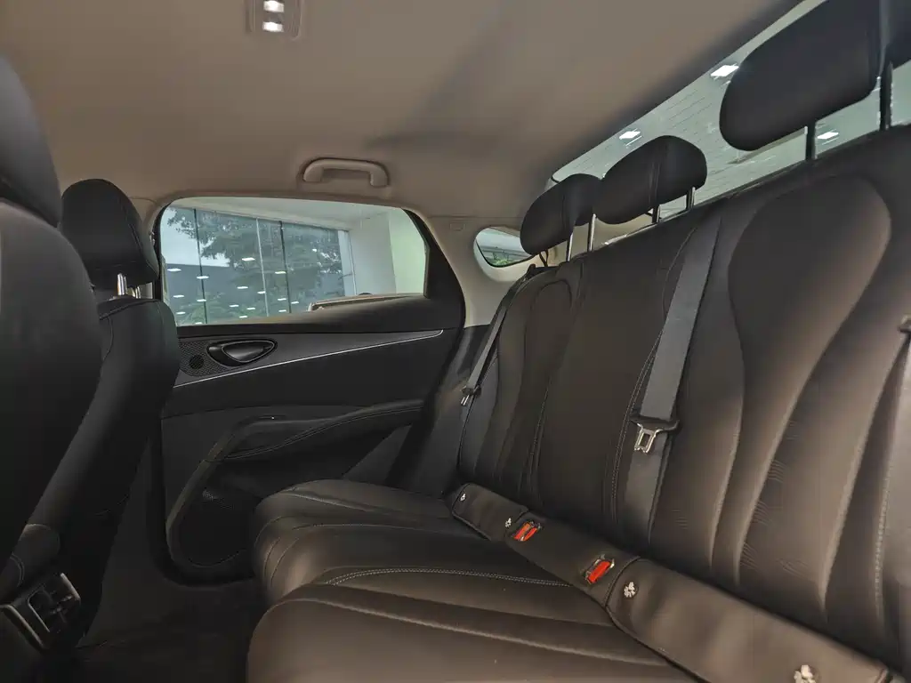 BYD Seal 06 2026 DM-i Chaoxiang Edition 128KM Luxury Edition