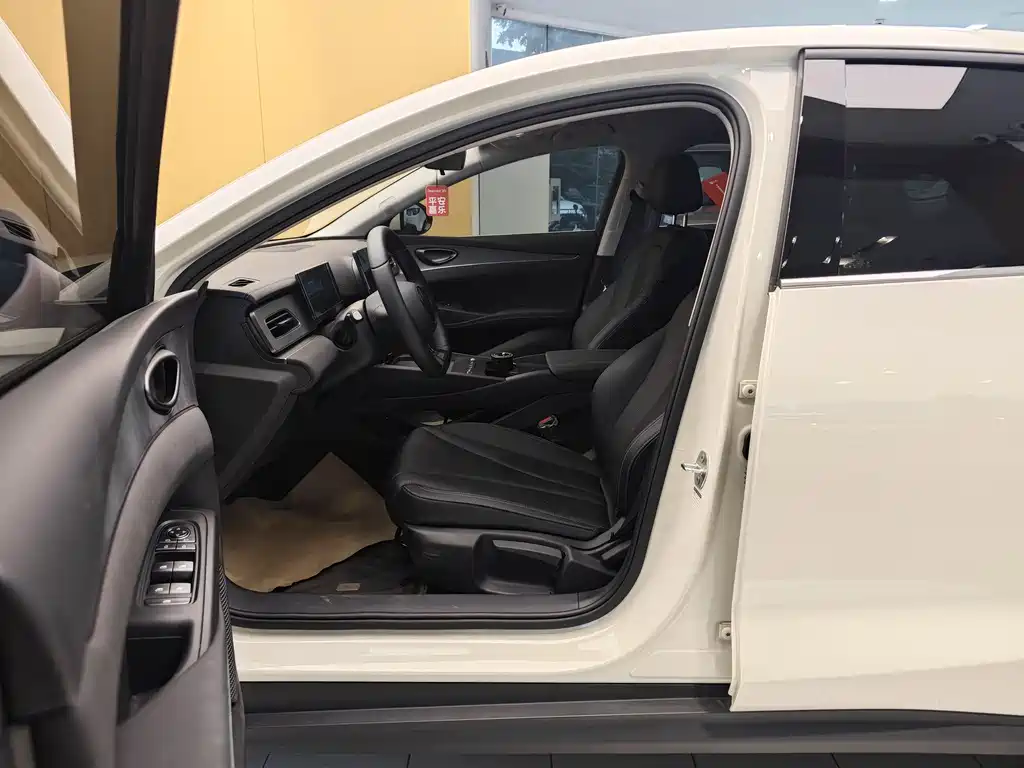 BYD Seal 06 2026 DM-i Chaoxiang Edition 128KM Luxury Edition