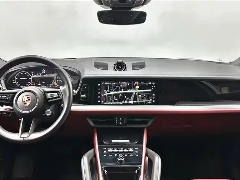 Porsche Cayenne 2024 3.0T