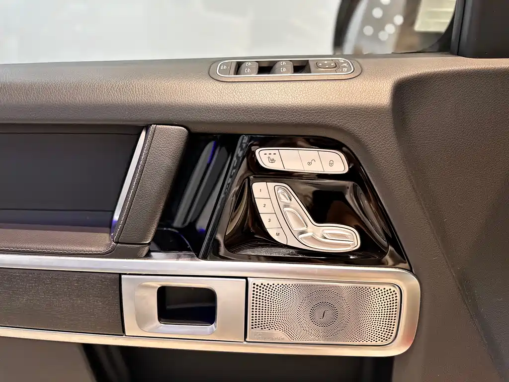 Mercedes-Benz G-Class 2022 G 350