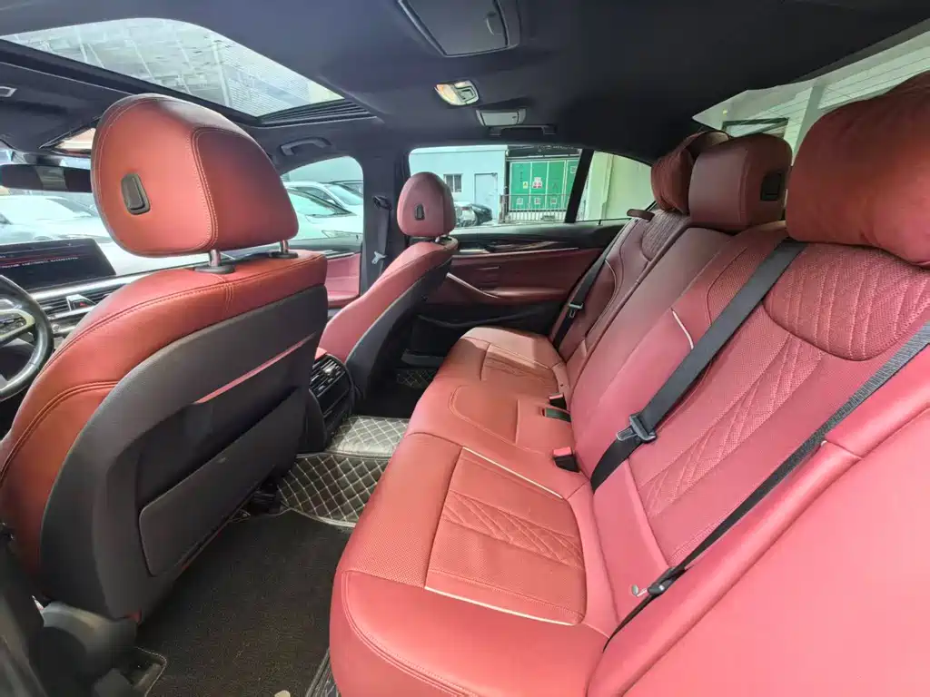 BMW 5 Series 2021 525Li M Sport Package
