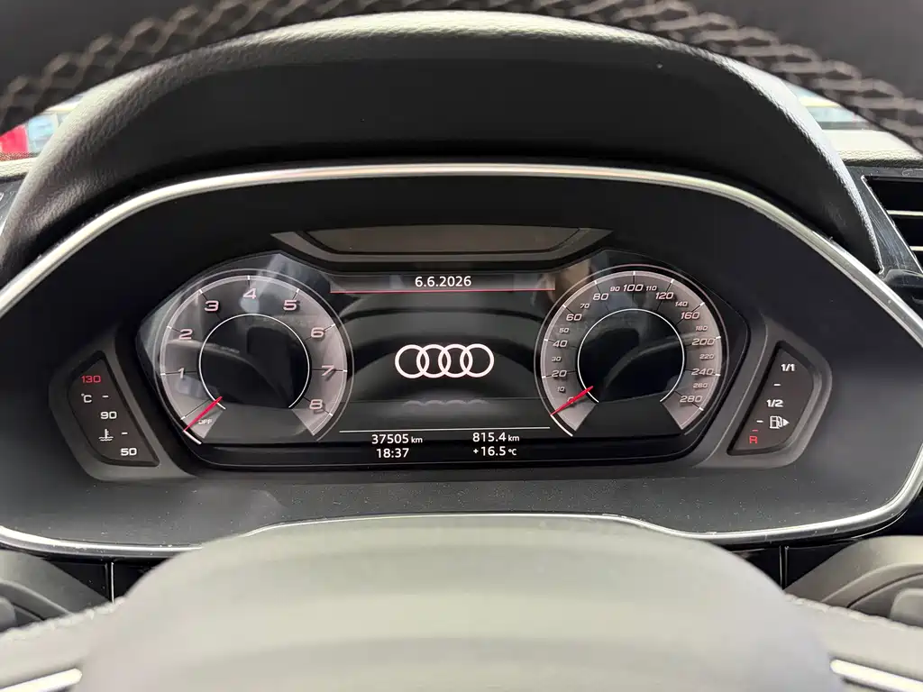 Audi Q3 2022 35 TFSI Fashion Elegant
