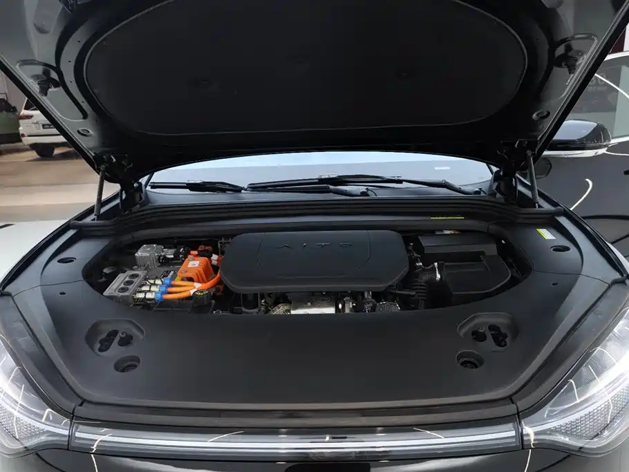 AITO M9 2024 EREV Ultra Edition 42kWh 6-Seater