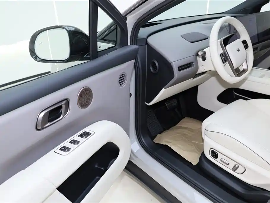 Li Auto i6 2025 RWD Standard Edition