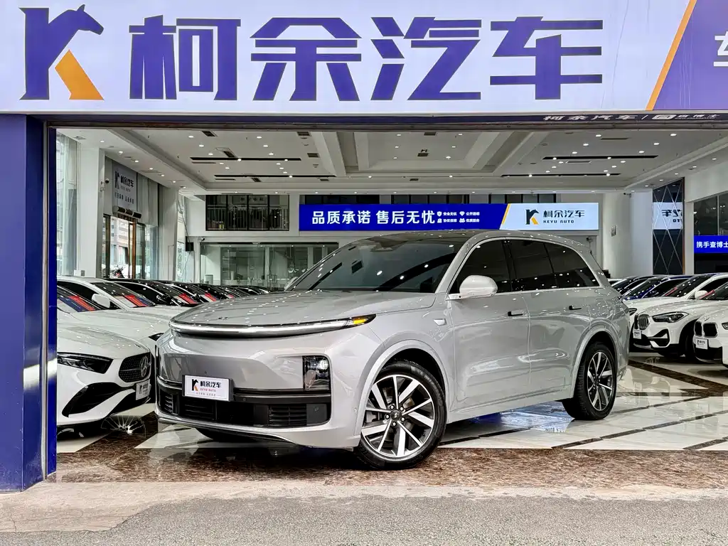 Li Auto L8 2023 Pro