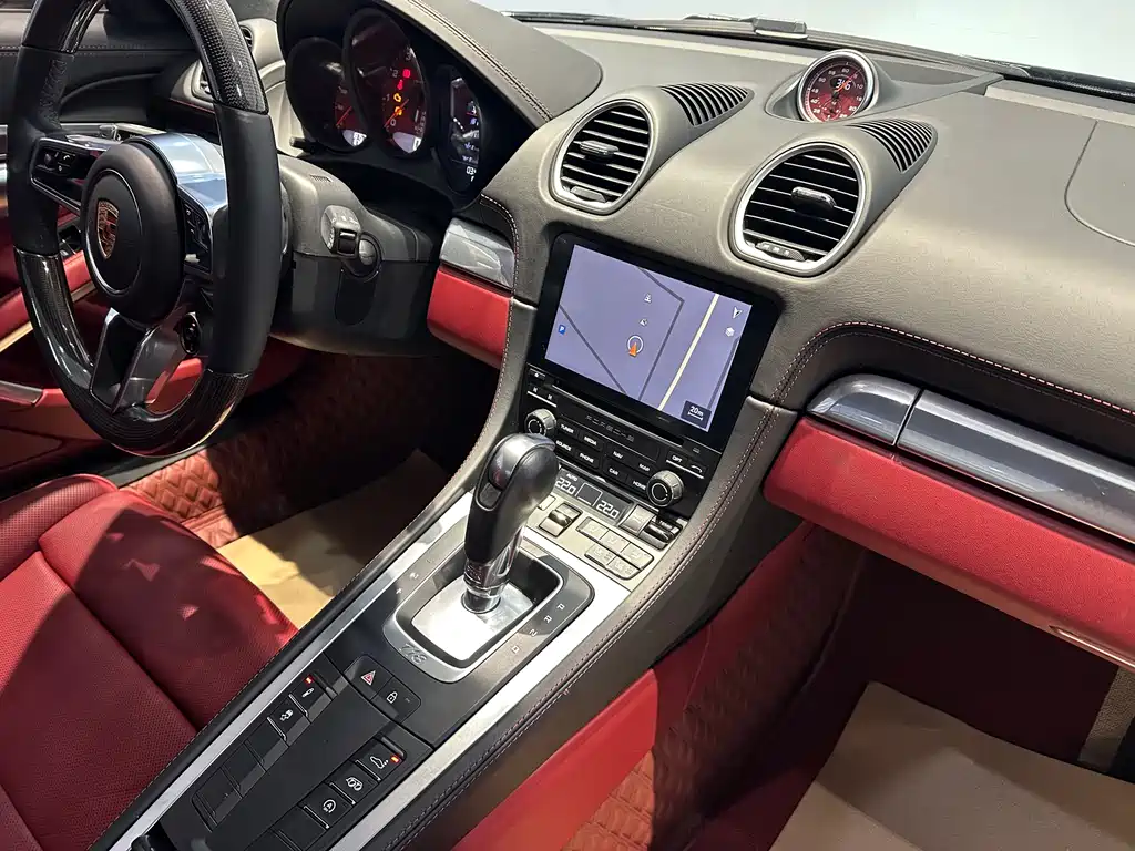 Porsche 718 Cayman 2.0T