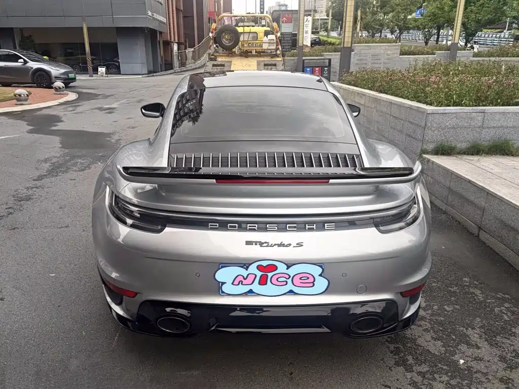 Porsche 911 2022 Turbo S 3.7T