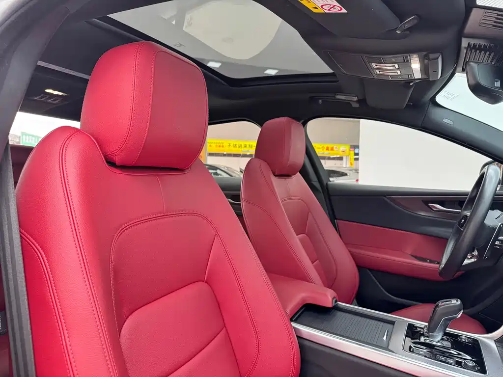 Jaguar XEL 2023 2.0T 250PS R-DYNAMIC S