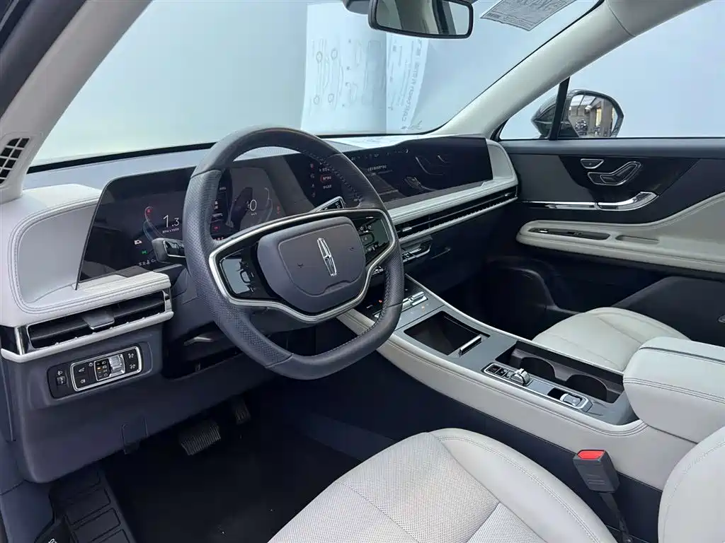 Lincoln Corsair 2024 2.0T FWD Prestige Edition