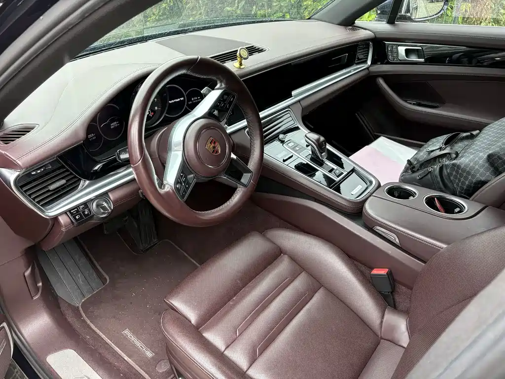 Porsche Panamera 2017 Executive LWB 3.0T