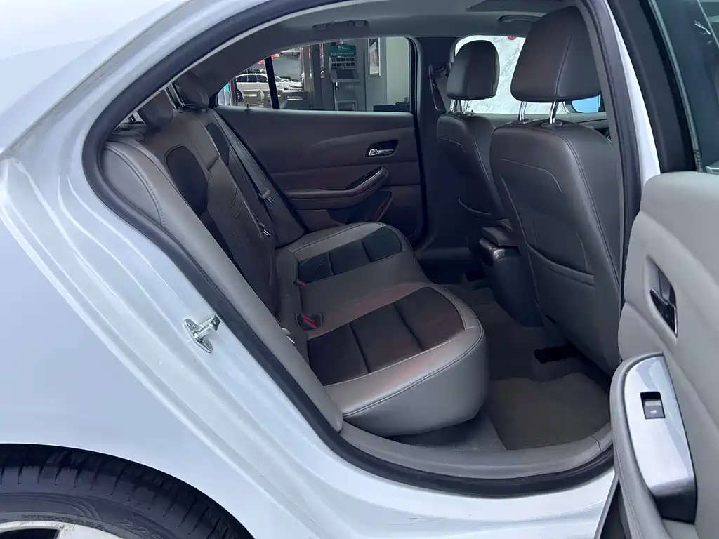 Chevrolet Malibu 2012 2.0L Automatic Comfort Edition