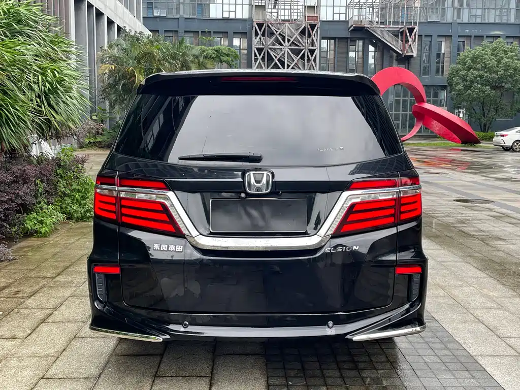 Honda Elysion 2016 2.4L Classic Edition
