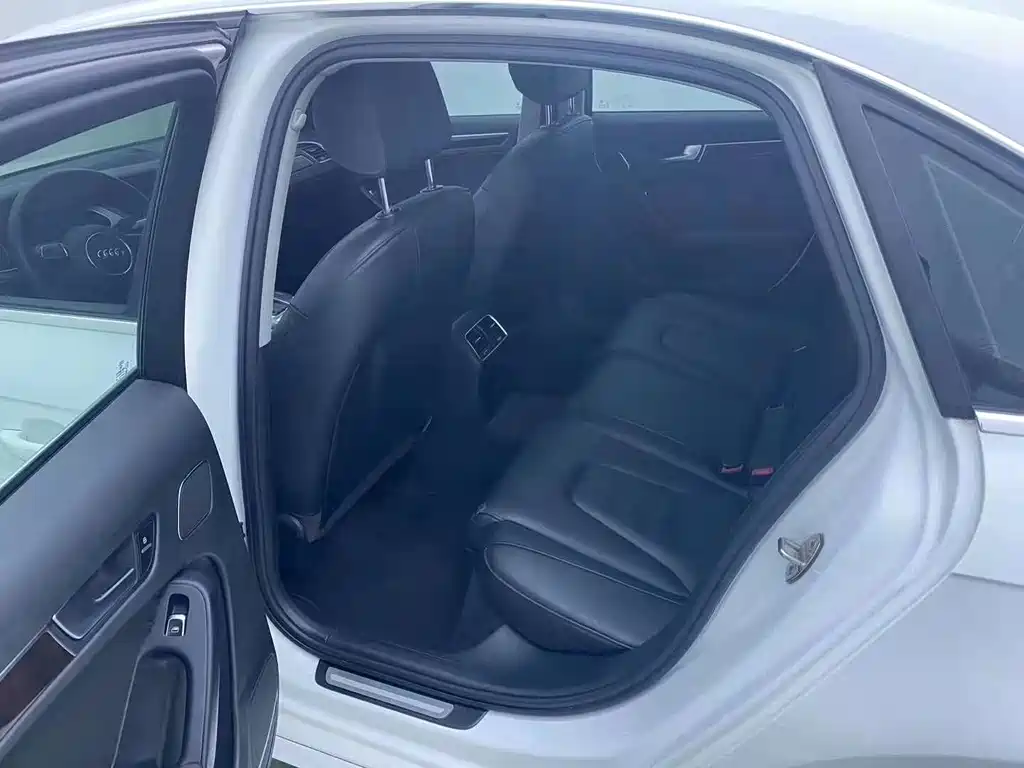 Audi A4L 2013 30 TFSI Automatic Comfort
